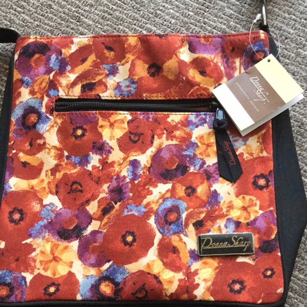 Donna Sharp Hipster Crossbody purse